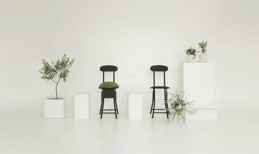 憧れのライフスタイル、ベランダで緑を感じるこの時間が好き