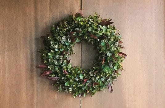 手作りのリースやスワッグで部屋が新しく生まれ変わる！