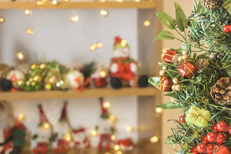 クリスマスはもうすぐ！ナチュラル素材で海外スタイルにツリーを
