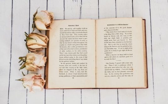 サクラサク フラワーギフトで応援の気持ちを届けよう